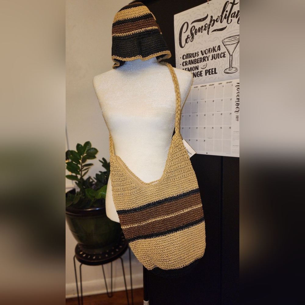 Ladies hat and bag